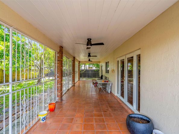1539 SW 103rd Ave, Miami FL 33174