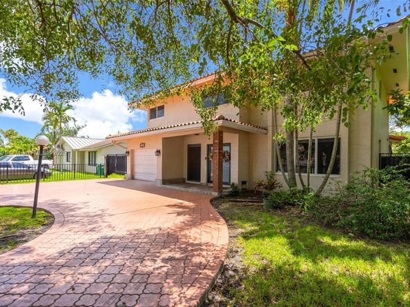 1539 SW 103rd Ave, Miami FL 33174