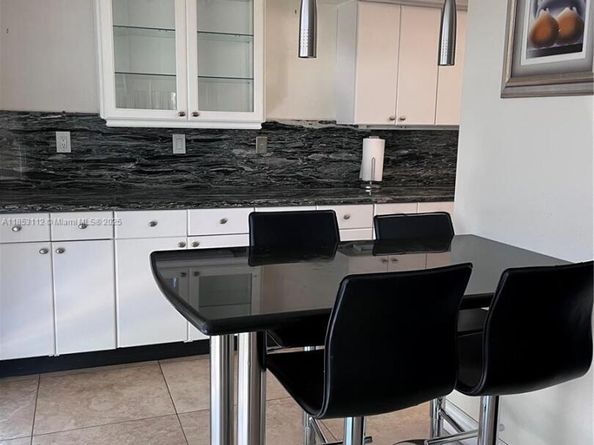 2101 Atlantic Shores Blvd 309, Hallandale Beach FL 33009
