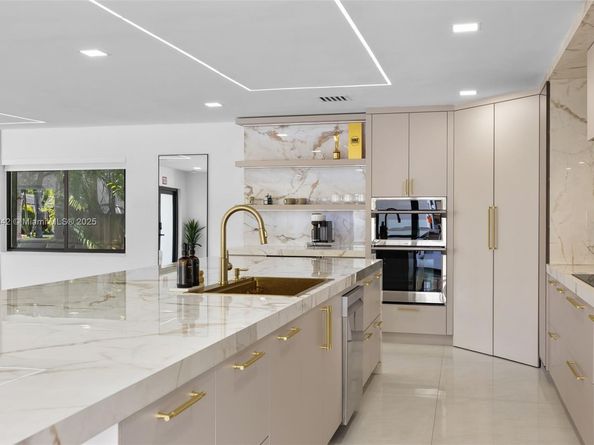 1117 Adams St, Hollywood FL 33019