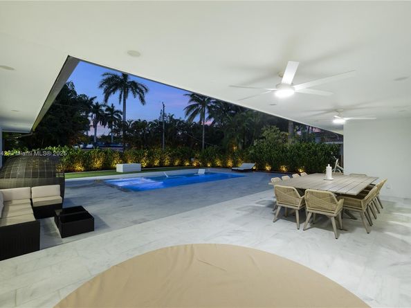 1117 Adams St, Hollywood FL 33019