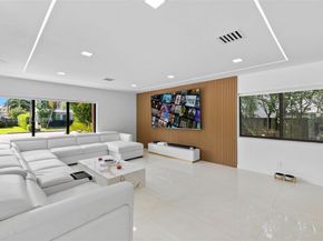 1117 Adams St, Hollywood FL 33019