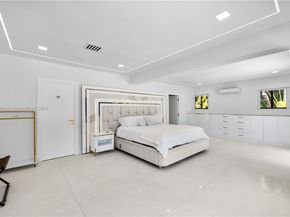 1117 Adams St, Hollywood FL 33019