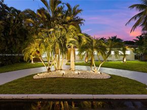 1117 Adams St, Hollywood FL 33019