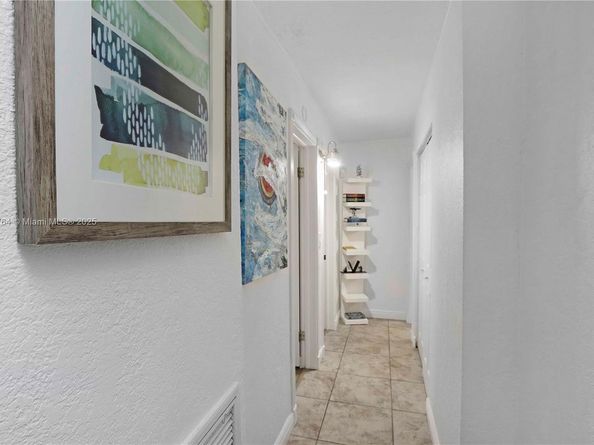 8617 SW 68th Ct 24, Pinecrest FL 33156