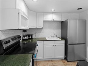 8617 SW 68th Ct 24, Pinecrest FL 33156