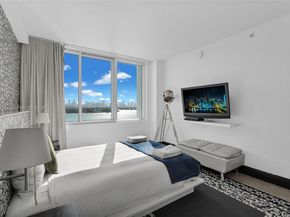 1100 West Ave 916, Miami Beach FL 33139