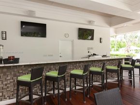 6000 Island Blvd 707, Aventura FL 33160
