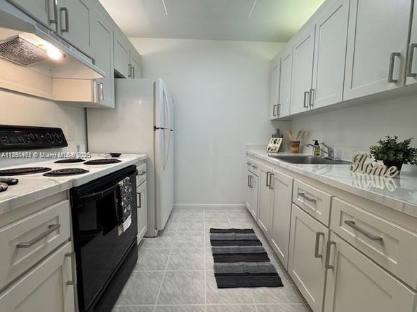 13450 SW 3rd St 209D, Pembroke Pines FL 33027