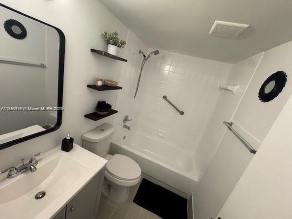13450 SW 3rd St 209D, Pembroke Pines FL 33027
