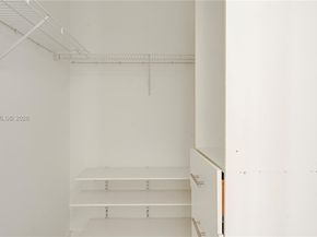 90 SW 3rd St PH10, Miami FL 33130