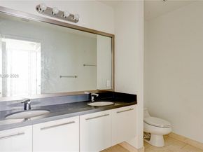 90 SW 3rd St PH10, Miami FL 33130