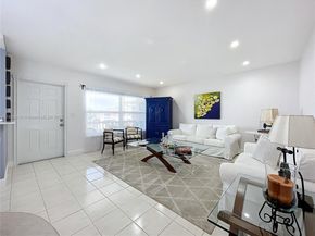 708 SE 7th Ave 14, Pompano Beach FL 33060