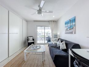 708 SE 7th Ave 14, Pompano Beach FL 33060
