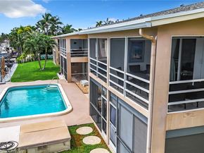 708 SE 7th Ave 14, Pompano Beach FL 33060