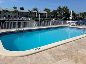 708 SE 7th Ave 14, Pompano Beach FL 33060