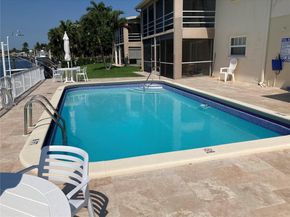 708 SE 7th Ave 14, Pompano Beach FL 33060
