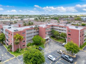 8425 NW 8th St 304, Miami FL 33126