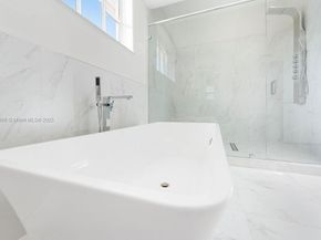 1580 Shoreline Way, Hollywood FL 33019