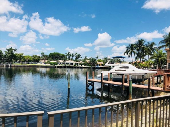 1580 Shoreline Way, Hollywood FL 33019