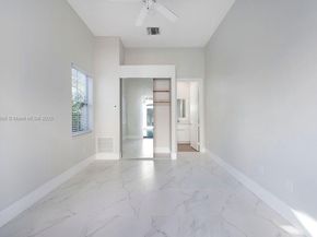 1580 Shoreline Way, Hollywood FL 33019