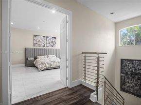 1580 Shoreline Way, Hollywood FL 33019