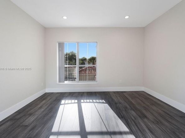 1580 Shoreline Way, Hollywood FL 33019