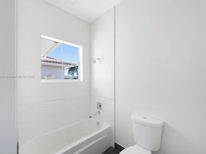 1580 Shoreline Way, Hollywood FL 33019