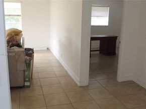 1300 Moffett St 302, Hallandale Beach FL 33009