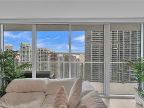 200 Biscayne Boulevard Way 3907, Miami FL 33131