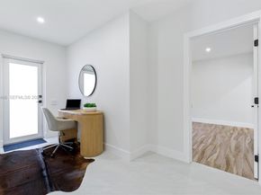 1840 NE 199th St, Miami FL 33179