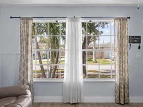 2286 NW 81st Ave, Sunrise FL 33322