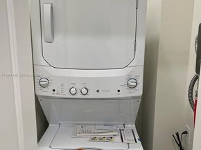 8001 NW 41st St F202, Doral FL 33166