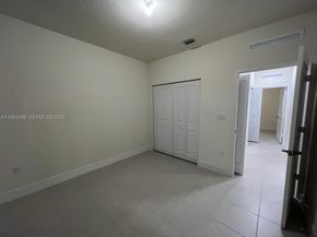 8001 NW 41st St F202, Doral FL 33166