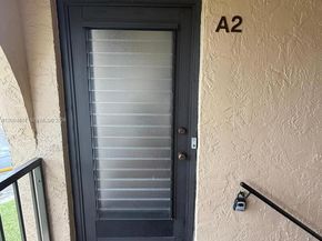 208 Pine Hov Cir A2, Green Acres FL 33463