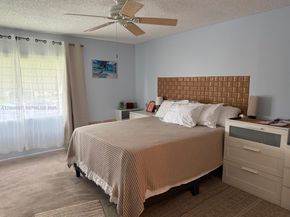 208 Pine Hov Cir A2, Green Acres FL 33463