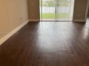 9783 Nob Hill Ct 9783, Sunrise FL 33351