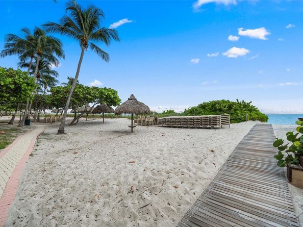 1121 Crandon Blvd E503, Key Biscayne FL 33149