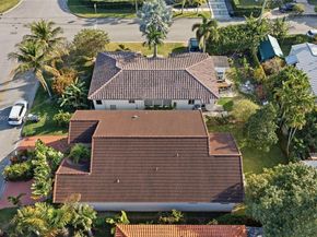 9208 Emerson Ave, Surfside FL 33154