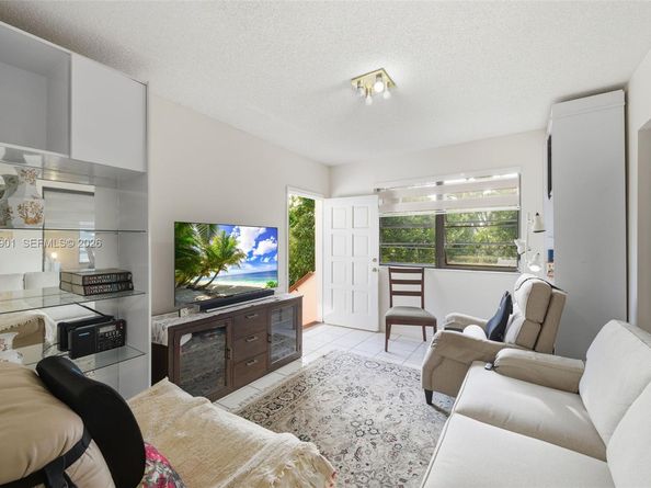 9208 Emerson Ave, Surfside FL 33154