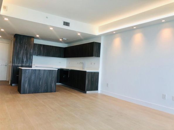 3131 NE 7TH Avenue 1705, Miami FL 33137