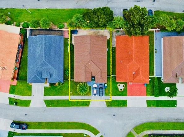 16605 SW 90th St, Miami FL 33196