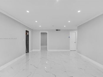 7101 W Sunrise Blvd
