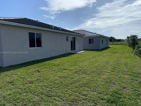 1866 NE 1st St, Homestead FL 33033