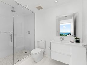 19955 NE 38th Ct 2205, Aventura FL 33180