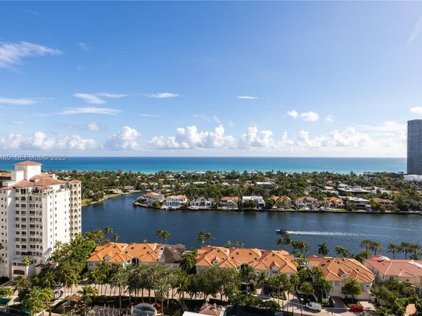 19955 NE 38th Ct 2205, Aventura FL 33180