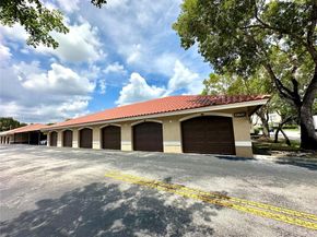 231 SW 116th Ave 19108, Pembroke Pines FL 33025