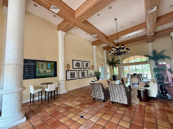 231 SW 116th Ave 19108, Pembroke Pines FL 33025