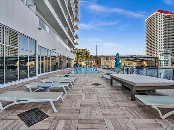 4010 S Ocean Dr R3106, Hollywood FL 33019