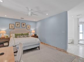 718 Valencia Ave 204, Coral Gables FL 33134